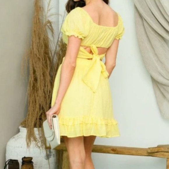 Crop Top & Ruffle Skirt Set - Picture 2 of 3